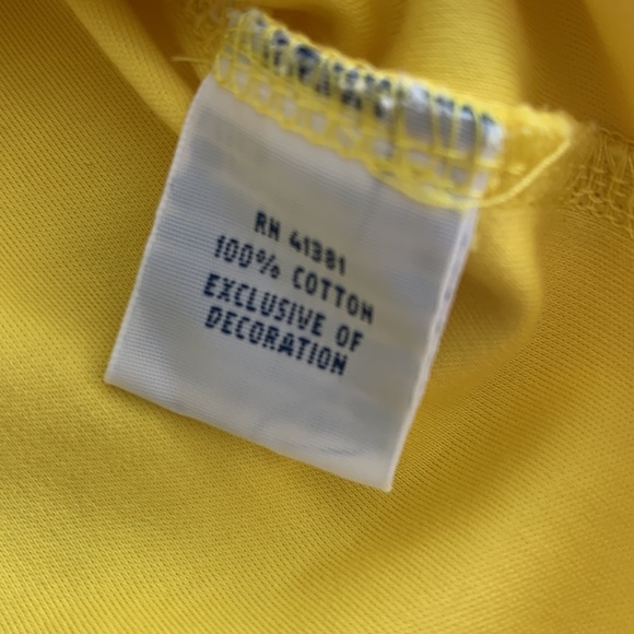 Polo Ralph Lauren in bright yellow, Size medium, Pima soft touch. - Picture 5 of 6